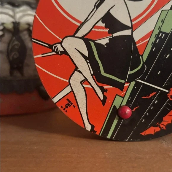 Witch Tin Rachet Noise Maker Vintage Halloween 1930's Art Deco Great condition - Picture 2 of 6